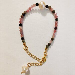 Pearl and gemstone adjustable bracelet